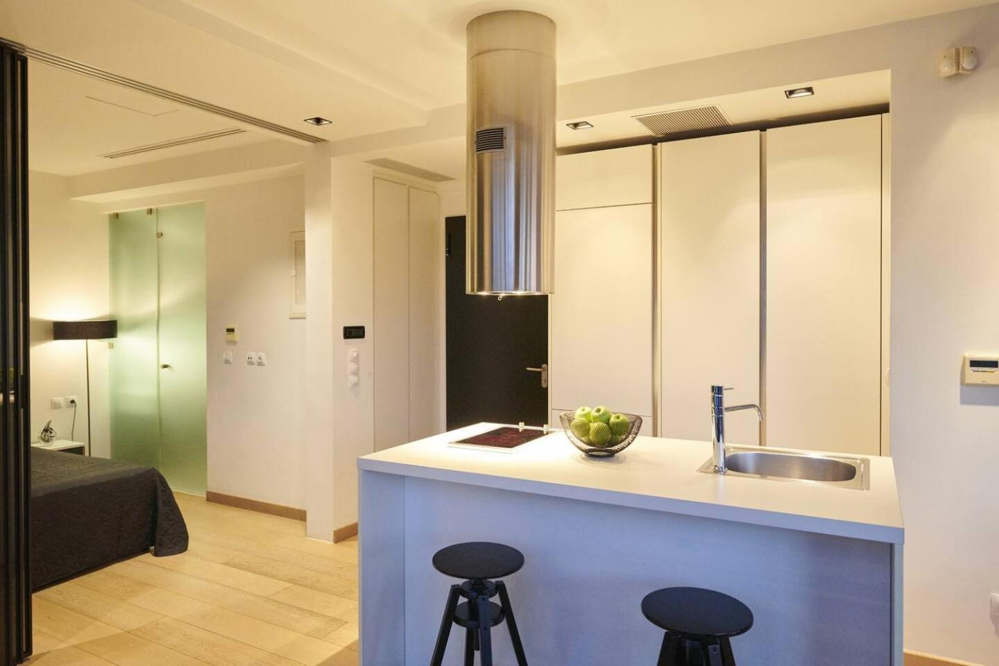 Ma Maison Nο 4, Downtown Loft , Short Walk To Acropolis, Ultra High Speed Internet 500 Mbps, Parking Upon Request, 1' From Metro Station Athena Bagian luar foto