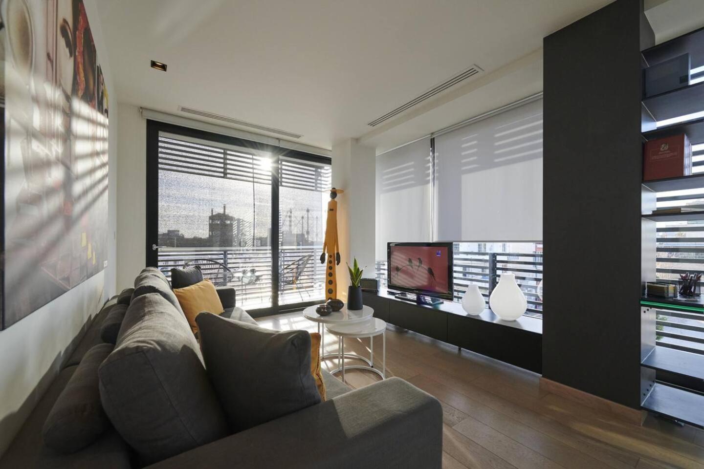 Ma Maison Nο 4, Downtown Loft , Short Walk To Acropolis, Ultra High Speed Internet 500 Mbps, Parking Upon Request, 1' From Metro Station Athena Bagian luar foto