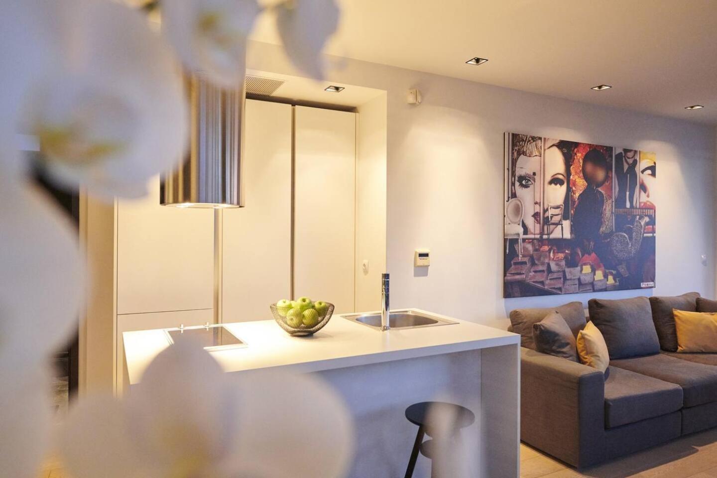 Ma Maison Nο 4, Downtown Loft , Short Walk To Acropolis, Ultra High Speed Internet 500 Mbps, Parking Upon Request, 1' From Metro Station Athena Bagian luar foto